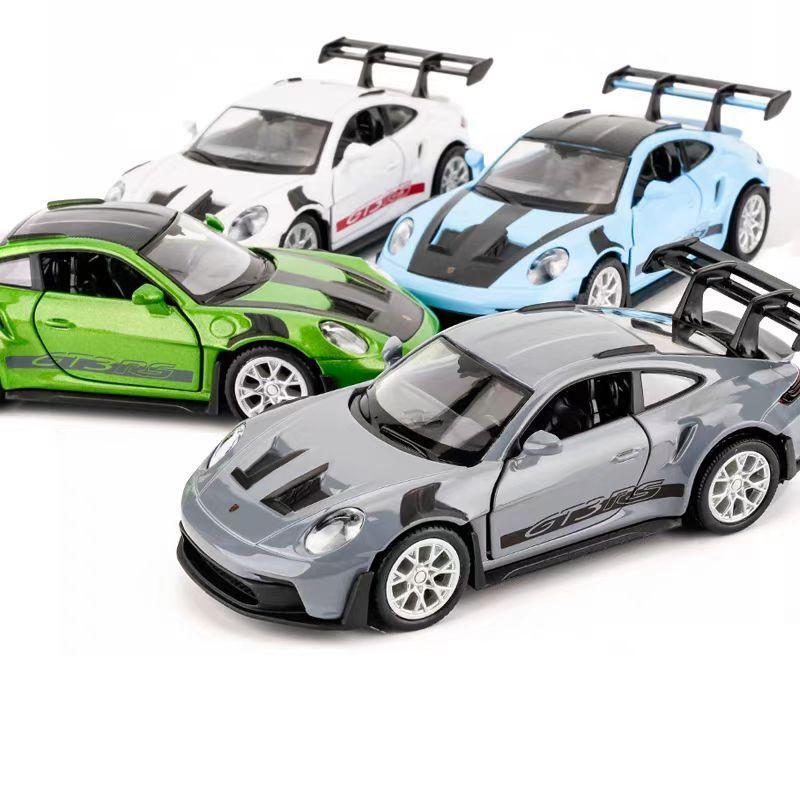 1/36 Porsche 911 GT3 RS Oyunca - Model Kit Porsche 911 incelemesi ve fiyatı